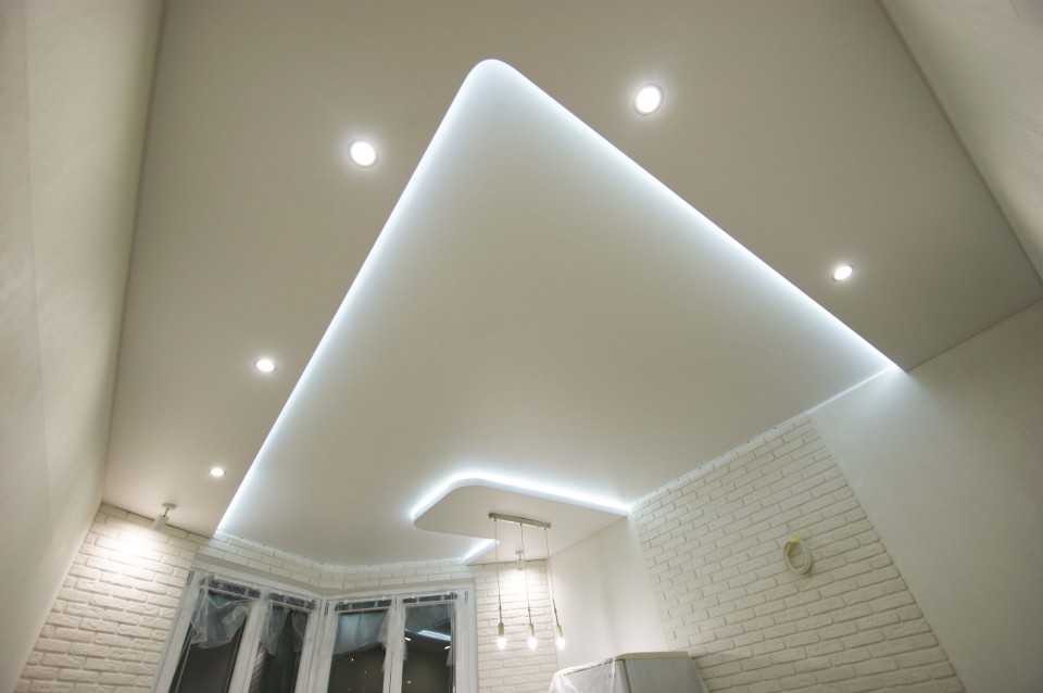 Заказать парящие натяжные потолки в г. Кувшиново